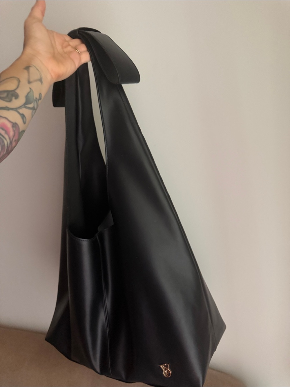 Victoria’s Secret Bow Tote bag